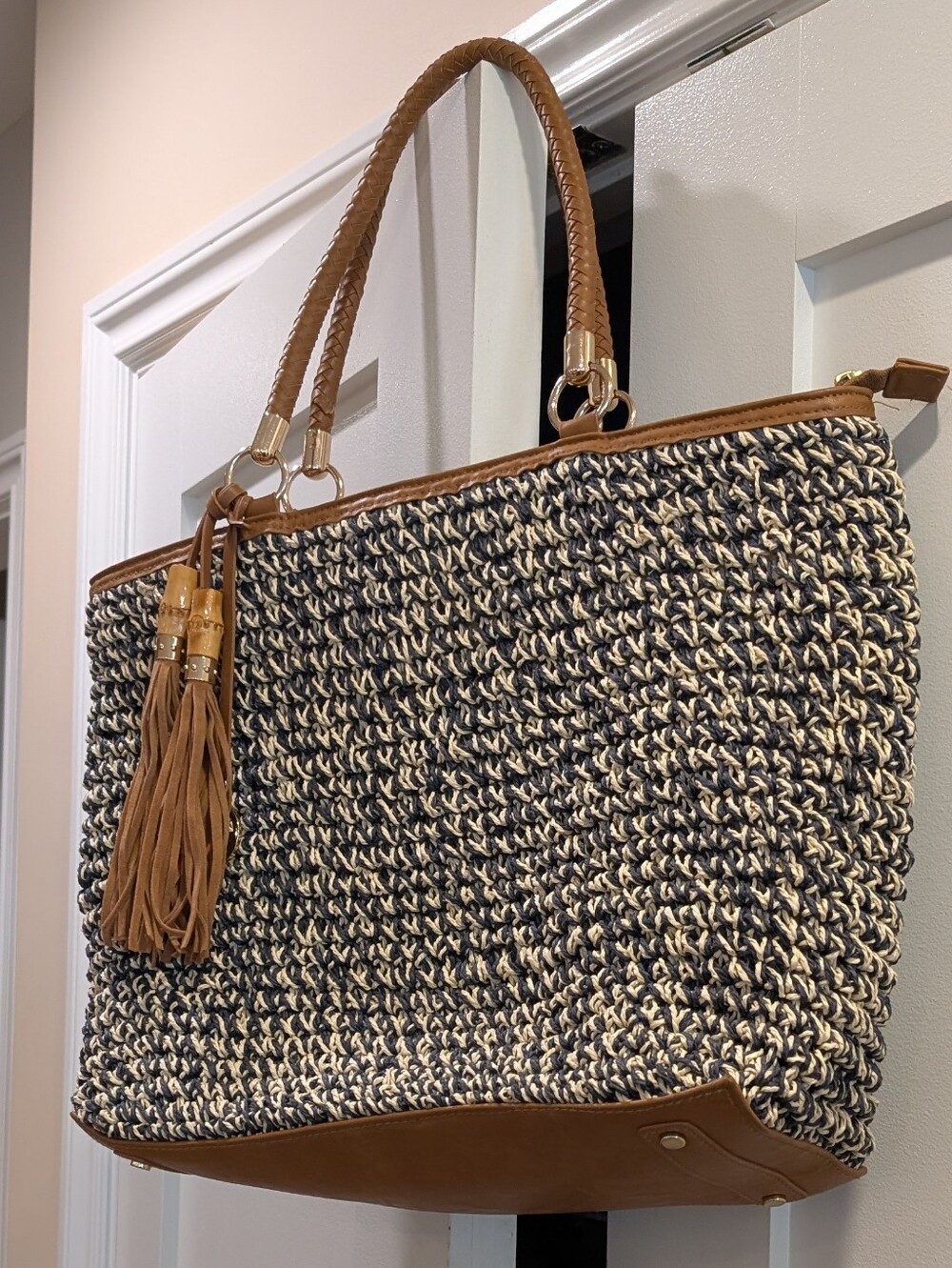 Giani Bernini Straw Shoulder Bag